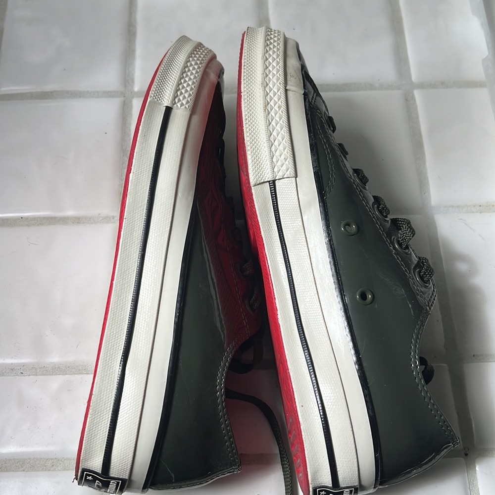Like New - Low top Converse “Chucks” - Picture 3 of 7